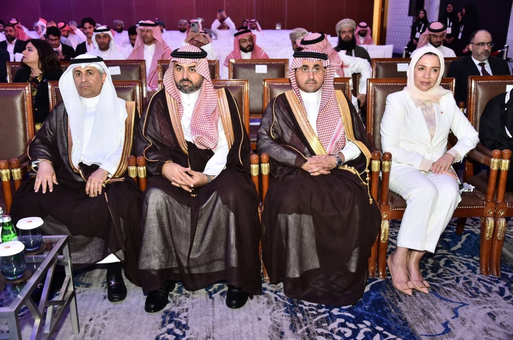 في مؤتمر عالمي للسلامة والبيئة.. بن دينة يستذكر الشبان الثلاثة لضحايا حادث بابكو