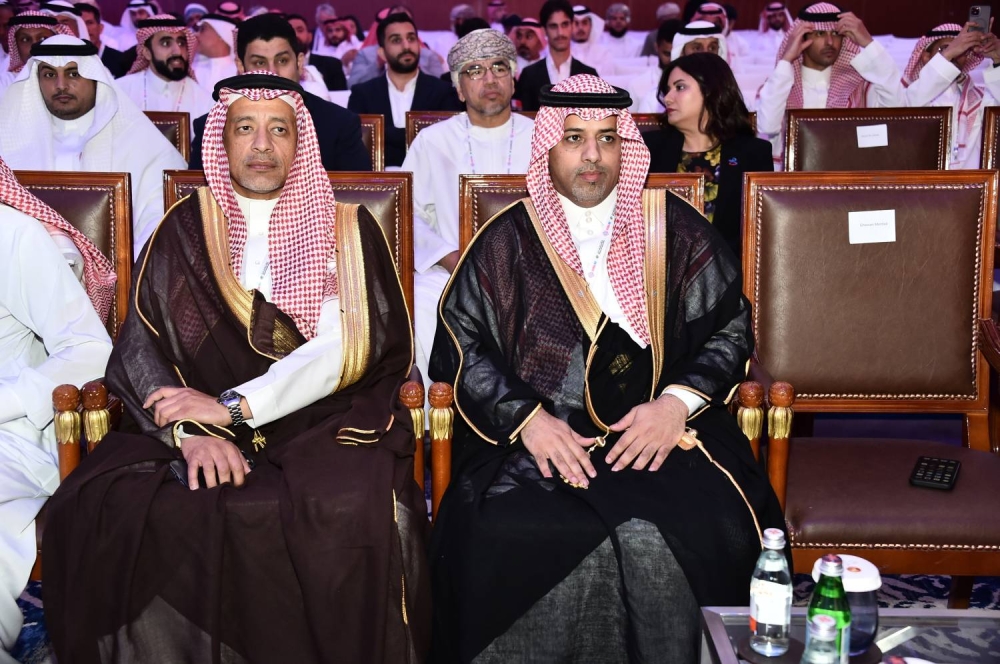 في مؤتمر عالمي للسلامة والبيئة.. بن دينة يستذكر الشبان الثلاثة لضحايا حادث بابكو