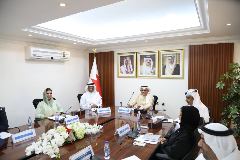 محافظ الشمالية يدعو لتوظيف الذكاء الاصطناعي في العمل الإداري والمؤسسي