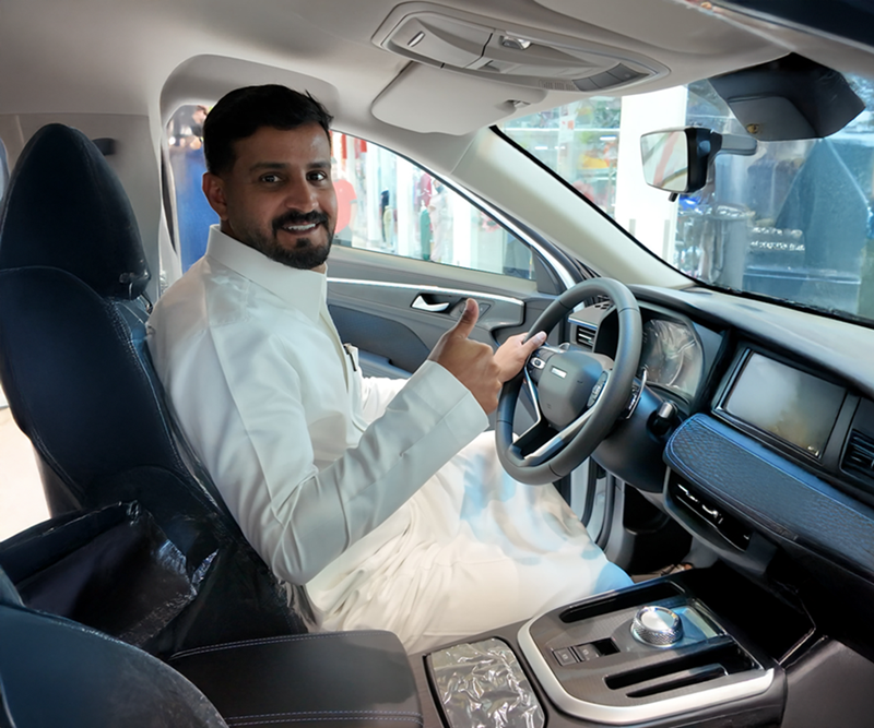 وليد الشهري يفوز بسيارة هافال جوليون في سحب &laquo;مفاتيح الحظ بانتظارك&raquo; في مدينة التنين البحرين