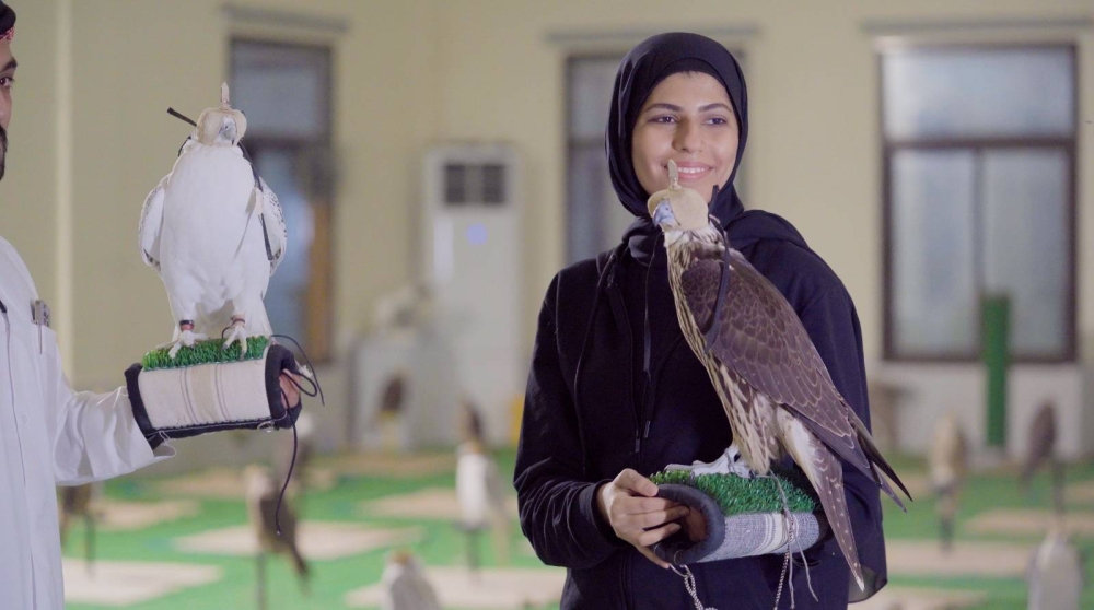 &laquo;الوطن&raquo; تلتقي بسلمان البلوشي أكبر تاجر صقور في البحرين