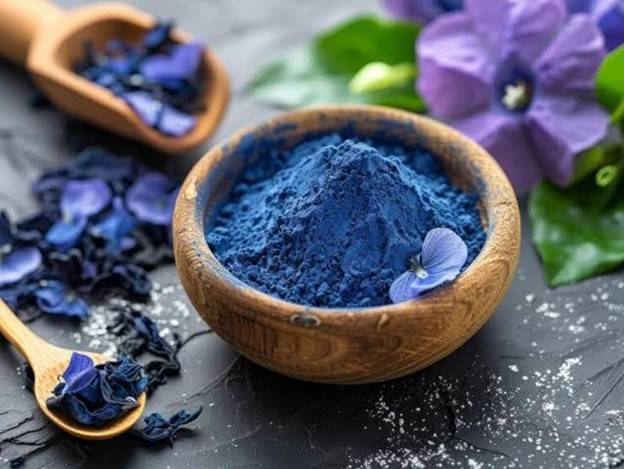 "النيلة الزرقاء".. كنز صحي من الطبيعة