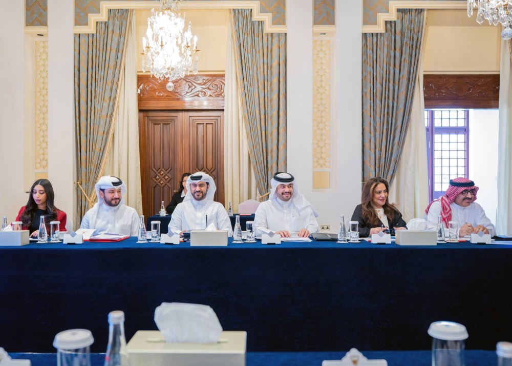 عيسى بن سلمان يوجّه بزيادة عدد مقاعد بعثات &laquo;الوقف التعليمي&raquo; للعام 2025-2026