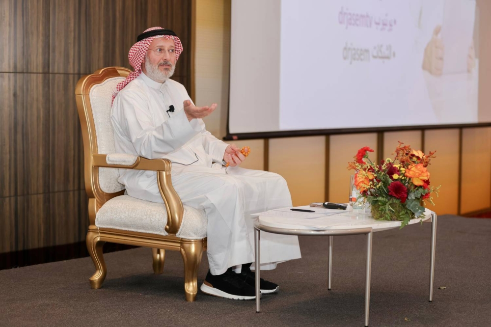 الملكية للأعمال الإنسانية تنظم دورة "تربية خمس نجوم" للدكتور جاسم المطوع