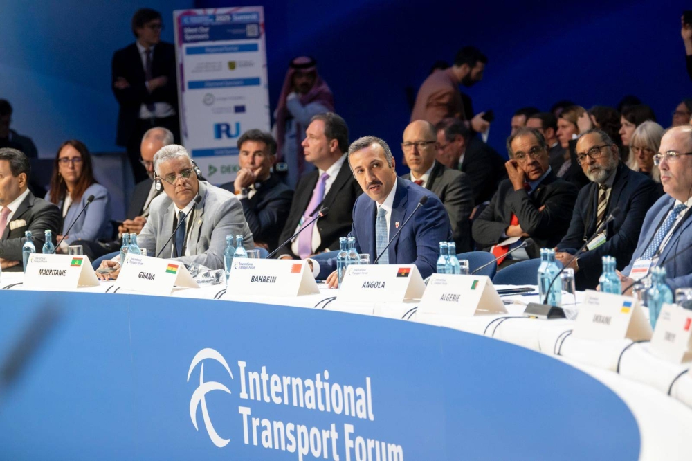 وزير المواصلات والاتصالات: منظومة بحرينية متطورة ومستدامة للنقل والخدمات اللوجستية