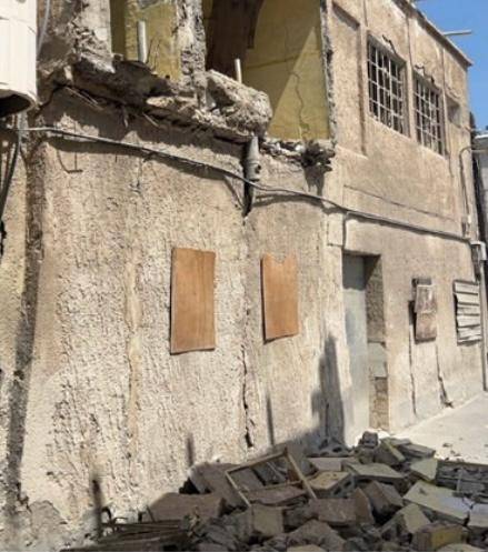 "البيوت الآيلة" تخنق المحرق.. جدران تتهاوى بين إهمال الورثة وتعقيدات الهدم!