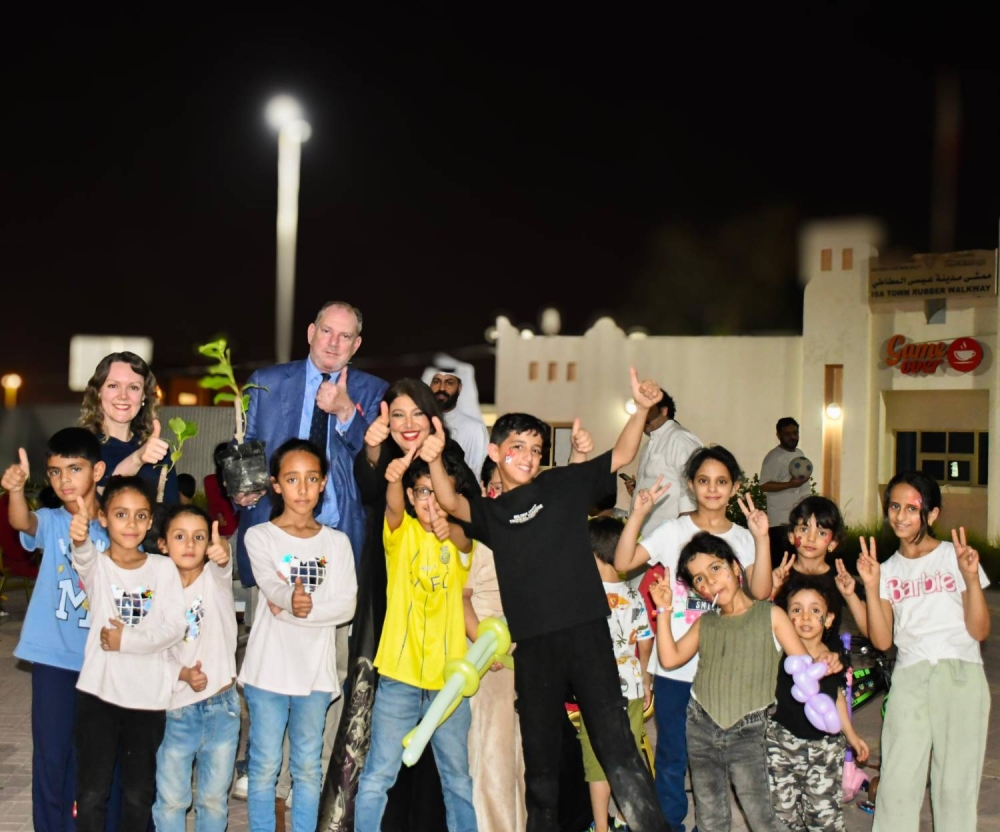 الظاعن تطلق مبادرة "بيدنا نزرعها" لتوزيع الشتلات المجانية بمشاركة الأهالي والسفراء