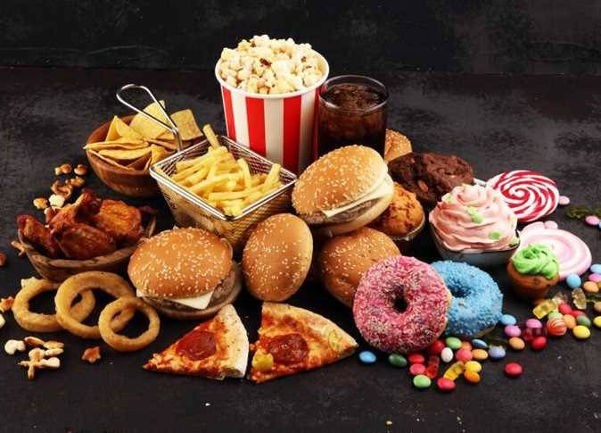 6 أنواع طعام تصيب النساء بالخرف والزهايمر