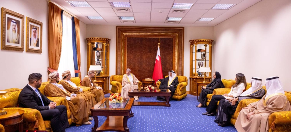 خالد بن عبد الله: تعزيز التعاون مع عُمان لتوفير حلول إسكانية متكاملة تحقق الأهداف التنموية المنشودة للبلدين