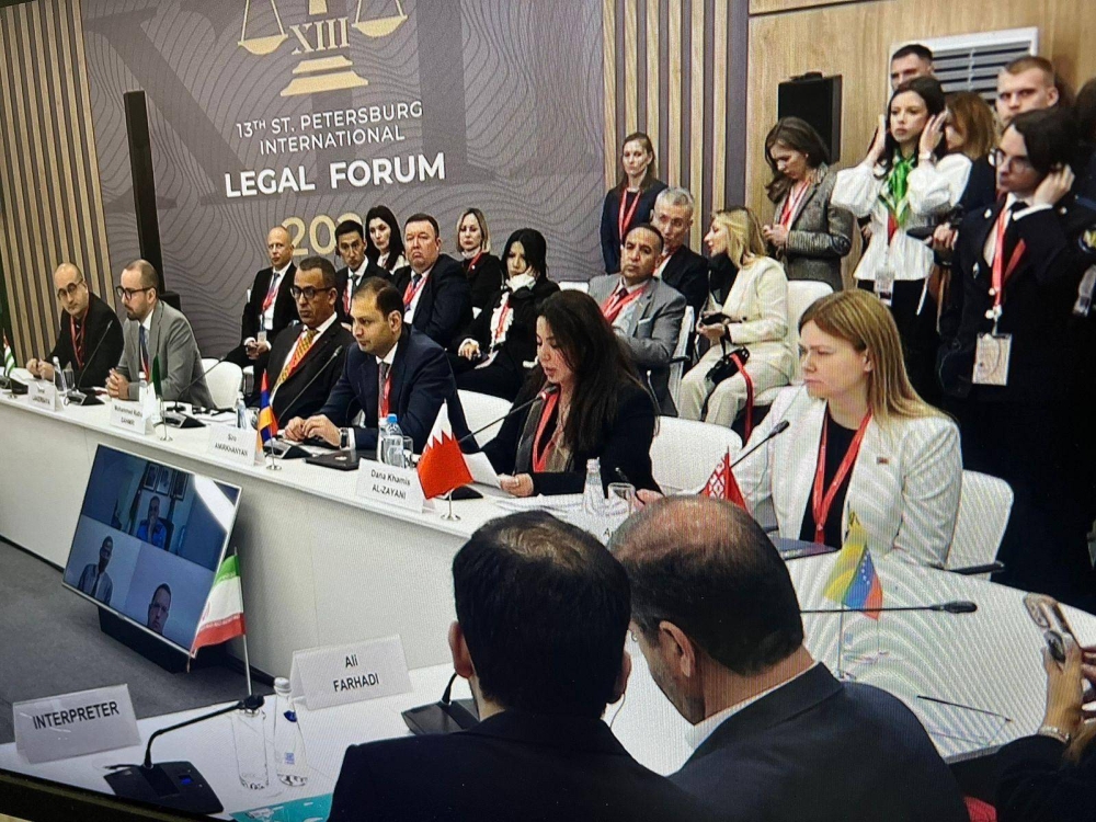 وكيل المحاكم والتوفيق الأسري والنفقة تشارك في أعمال منتدى سانت بطرسبورغ القانوني الدولي الثالث عشر في روسيا الاتحادية
