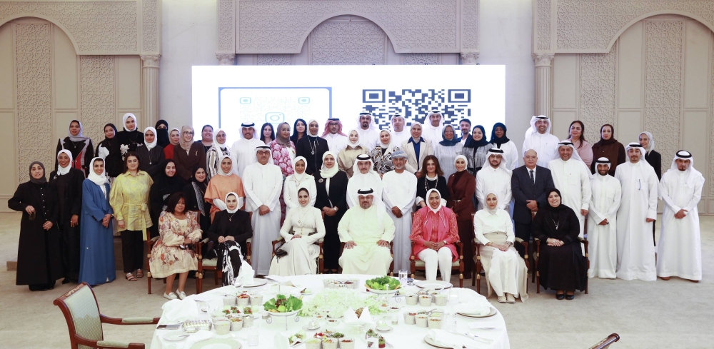 جامعة الخليج العربي تنظّم لقاءً جمع خريجيها في أجواء من الألفة واسترجاع الذكريات بالكويت الشقيقة