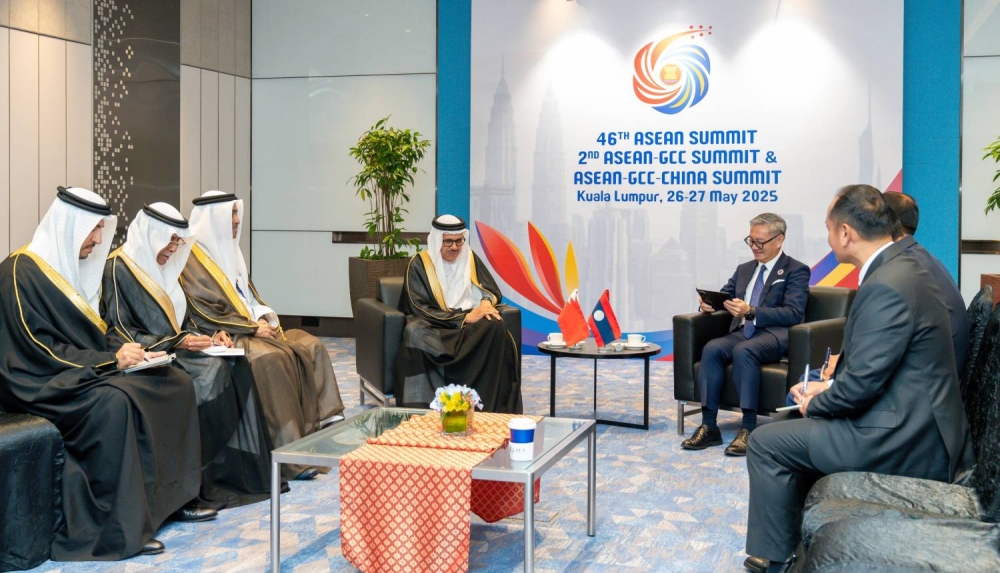 وزير الخارجية يلتقي مع وزير خارجية لاوس الديمقراطية الشعبية