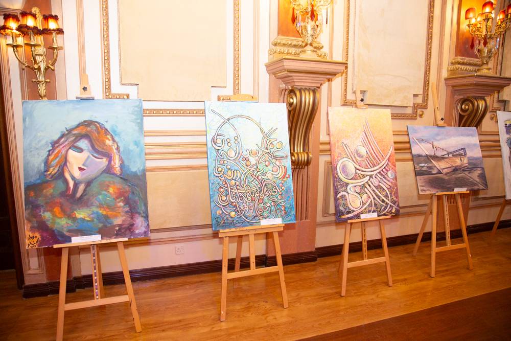 الجامعة الأهلية تختتم المزاد الفني الخيري ببيع 10 لوحات وتخصيص ريعها للأسر المتعففة