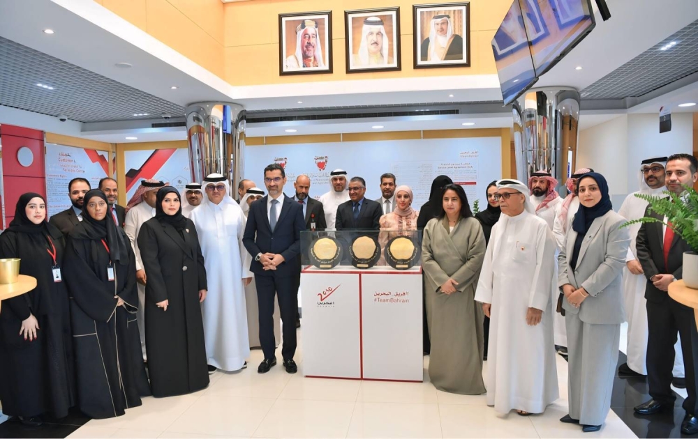 "البلديات" تتسلم الدرع الذهبي بمناسبة حصول بلديتي الشمالية والجنوبية على تصنيف الفئة الذهبية ضمن "تقييم 5"