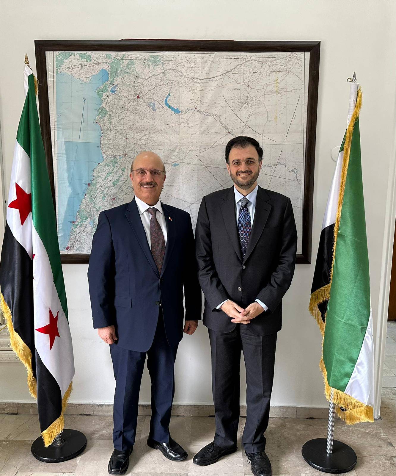 وزير الاتصالات وتقانة المعلومات السوري يستقبل سفير البحرين في دمشق