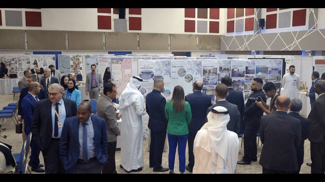 كلية الهندسة في الجامعة الخليجية تنظم معرضاً لمشاريع التخرج لطلبتها وطلبة الفوج الأول لبرامج جامعة نورثهامبتون