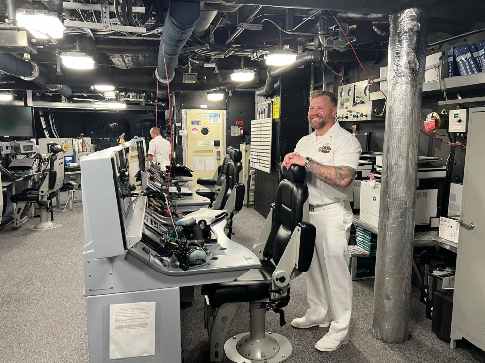 &laquo;كانبيرا&raquo; ترسو في البحرين ضمن مهمة أمنية استراتيجية في الخليج العربي