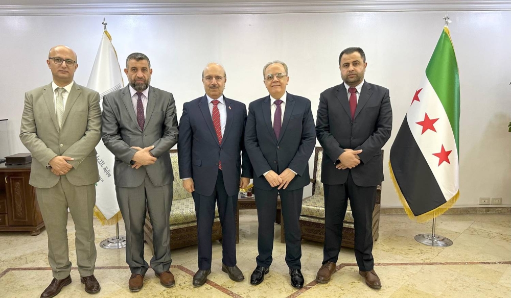 وزير التعليم العالي السوري يستقبل سفير البحرين في دمشق