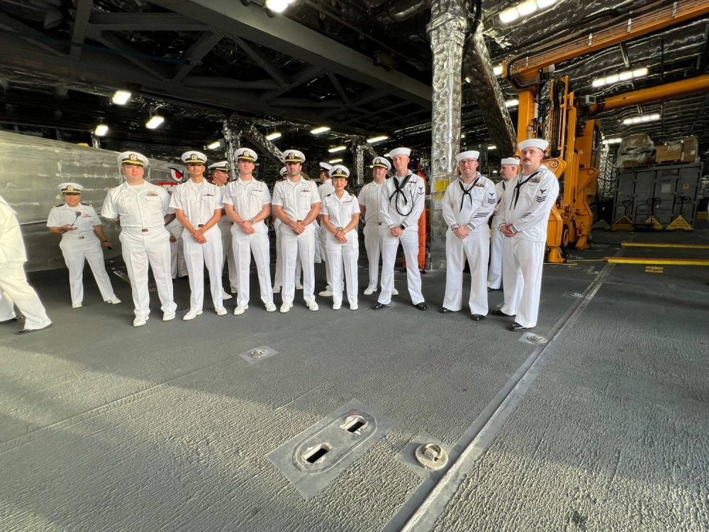 &laquo;كانبيرا&raquo; ترسو في البحرين ضمن مهمة أمنية استراتيجية في الخليج العربي