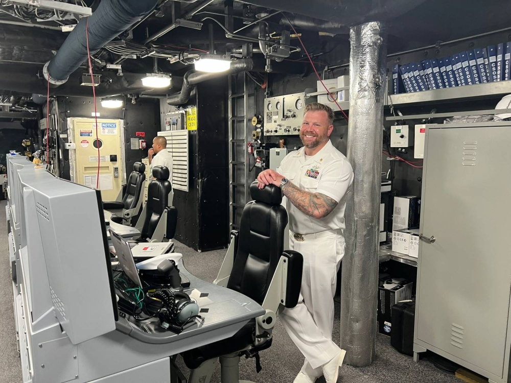 &laquo;كانبيرا&raquo; ترسو في البحرين ضمن مهمة أمنية استراتيجية في الخليج العربي