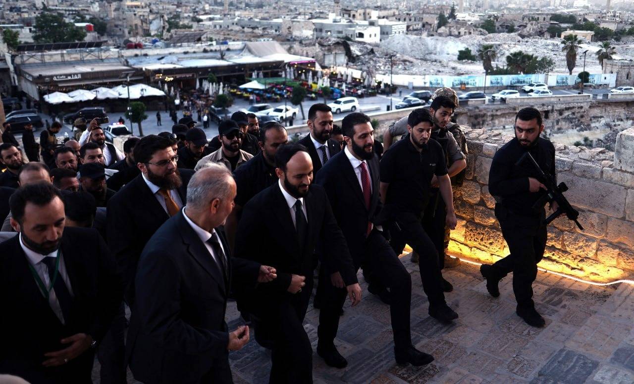 الرئيس السوري أحمد الشرع يعلن من حلب: انتهت حربنا مع الطغاة وبدأت معركتنا ضد الفقر