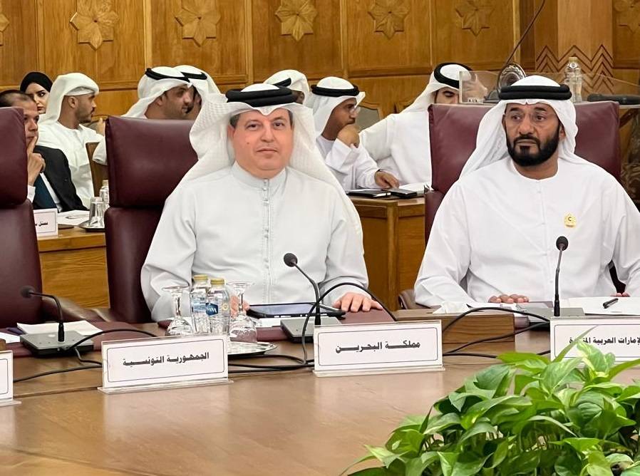 الوكيل المساعد للموارد البشرية يترأس وفد وزارة الداخلية المشارك في الاجتماع العربي المشترك بالقاهرة