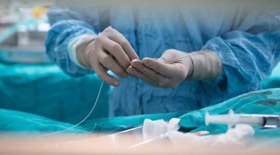 قسطرة القلب.. إجراء تشخيصي وعلاجي لحالات القلب