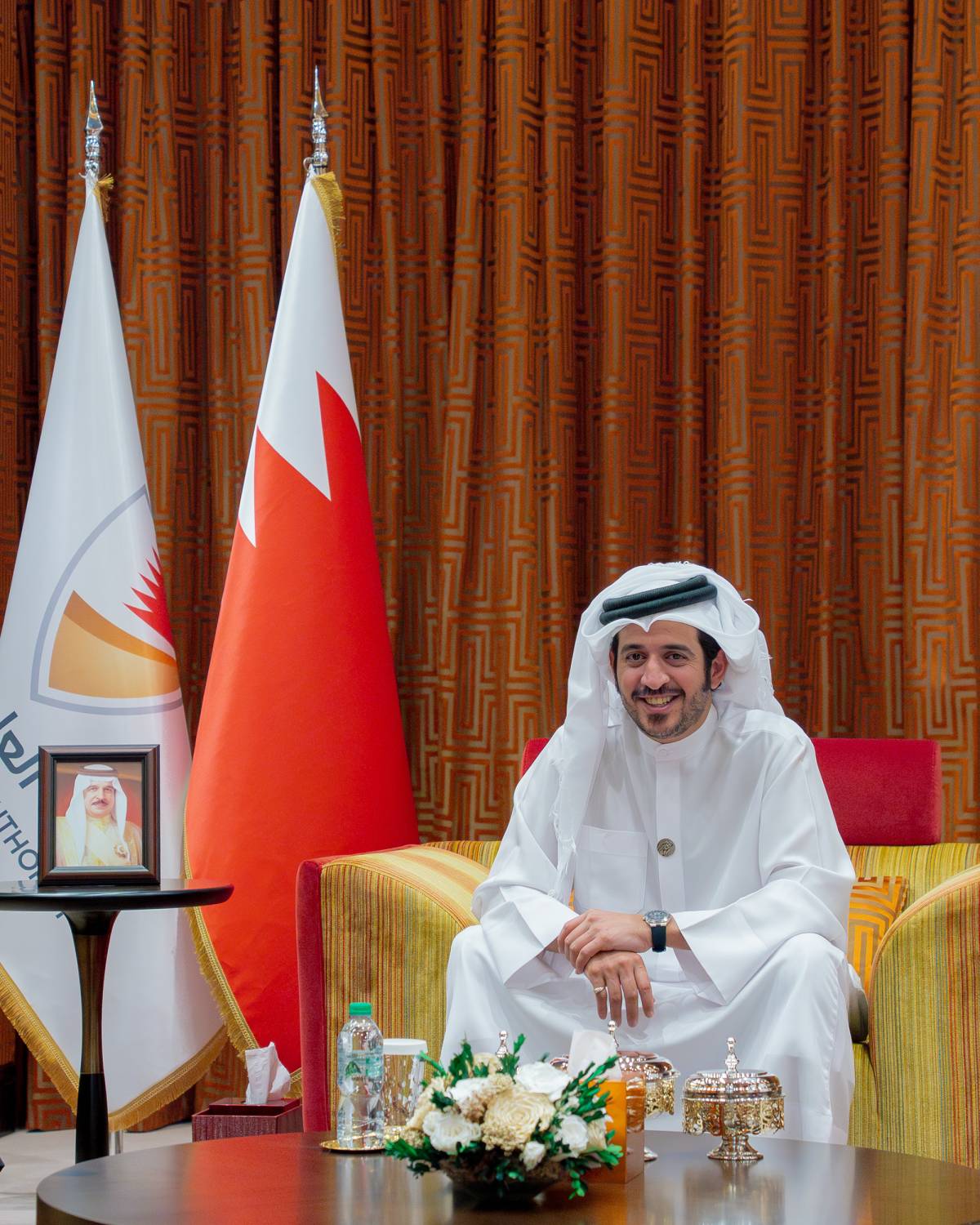 خالد بن حمد يستقبل رئيس مجلس إدارة الهيئة العامة للتأمين الاجتماعي