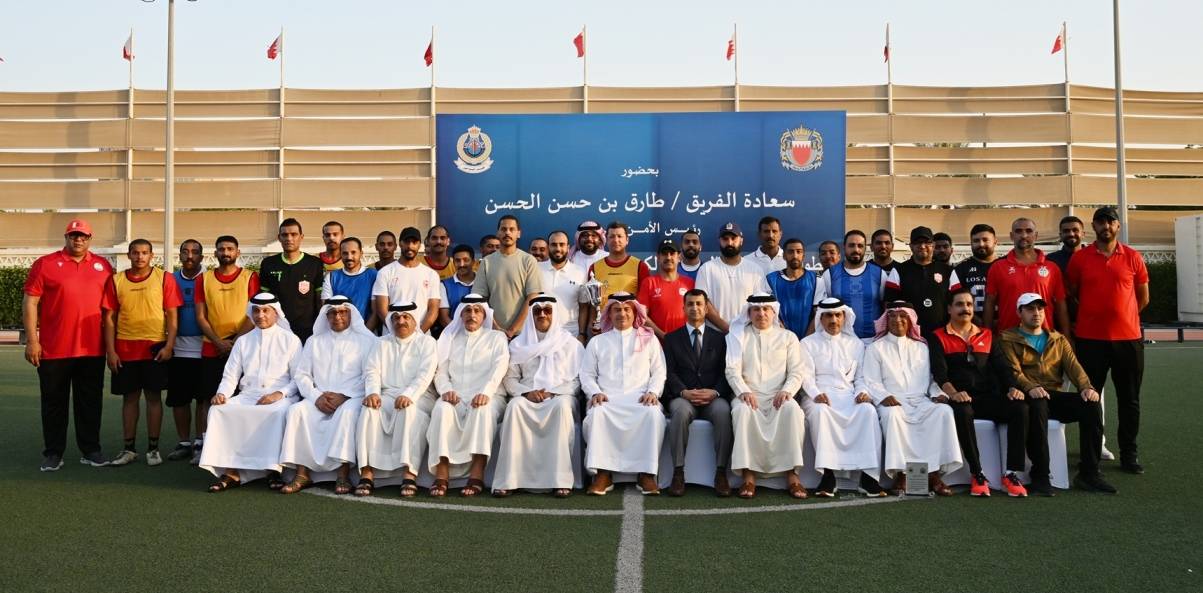 رئيس الأمن العام يحضر ختام بطولة خفر السواحل لكرة القدم