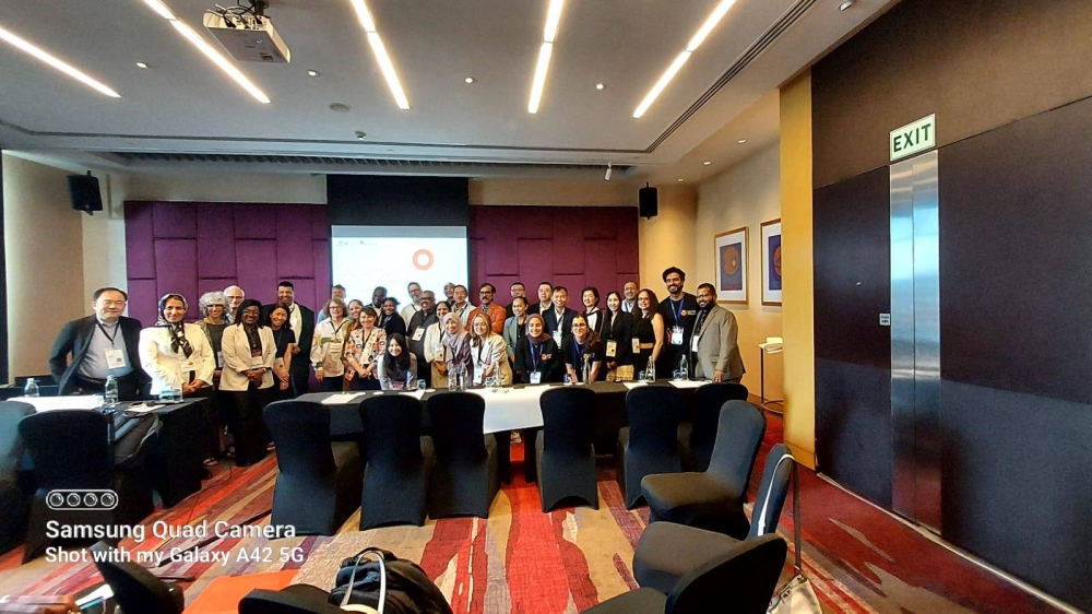 &laquo;الخليج العربي&raquo; تعرض تجربة جودة التعليم الطبي وإشراك الطلبة بمؤتمر &laquo;WFME 2025&raquo;