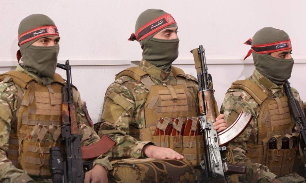 &laquo;العصائب الحمراء&raquo;.. وحدة النخبة السورية التي كرّمها الرئيس أحمد الشرع