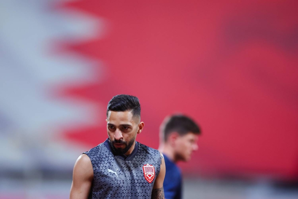 &laquo;أحمرنا&raquo; الكروي يبدأ المهمة لملاقاة الأخضر السعودي