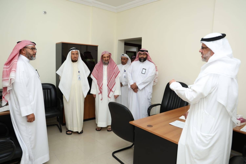 رئيس بعثة مملكة البحرين للحج يجتمع مع رؤساء اللجان ويتفقّد جاهزيتها  واستعداداتها لخدمة حجاج المملكة