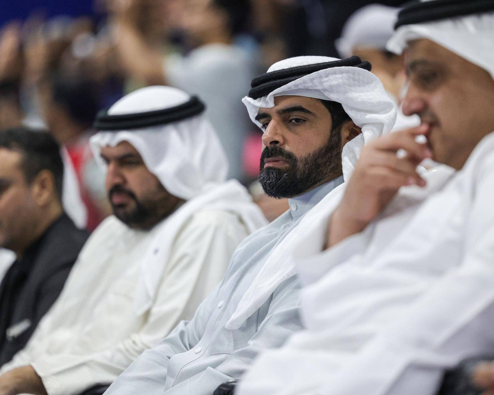 سلمان بن محمد يتوّج نادي النجمة بدوري خالد بن حمد لكرة اليد