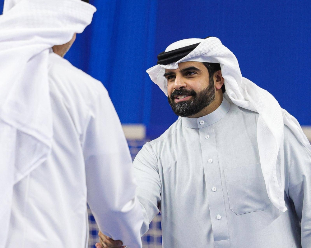 سلمان بن محمد يتوّج نادي النجمة بدوري خالد بن حمد لكرة اليد