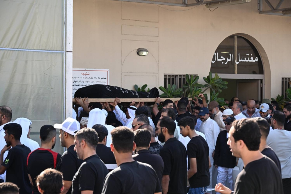 البحرين تودّع زوجين ضحيتي الحادث المروري المروّع بمنطقة سار