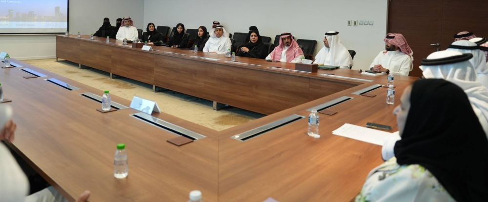 وزير الصناعة والتجارة يجتمع مع وفد الجانب السعودي بمجلس الأعمال البحريني السعودي المشترك