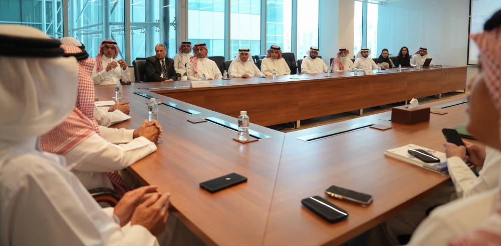 وزير الصناعة والتجارة يجتمع مع وفد الجانب السعودي بمجلس الأعمال البحريني السعودي المشترك