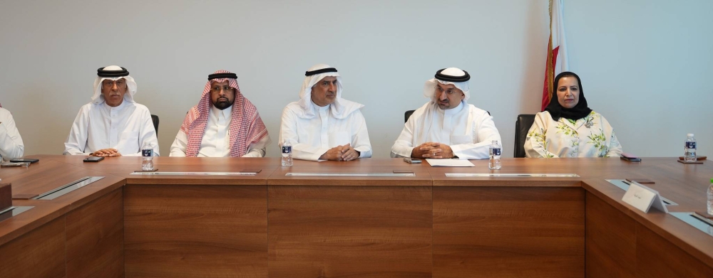 وزير الصناعة والتجارة يجتمع مع وفد الجانب السعودي بمجلس الأعمال البحريني السعودي المشترك