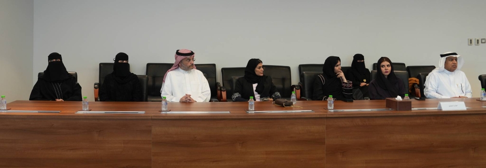 وزير الصناعة والتجارة يجتمع مع وفد الجانب السعودي بمجلس الأعمال البحريني السعودي المشترك