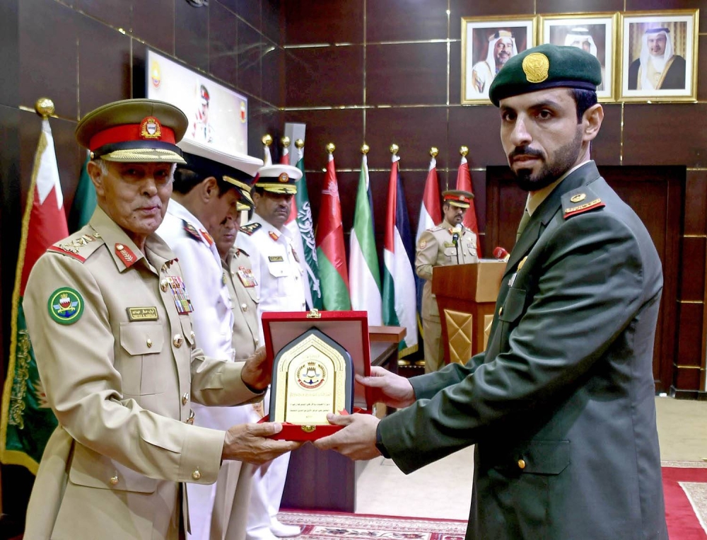 برعاية جلالة الملك.. تخريج الدورة السابعة عشرة للقيادة والأركان المشتركة