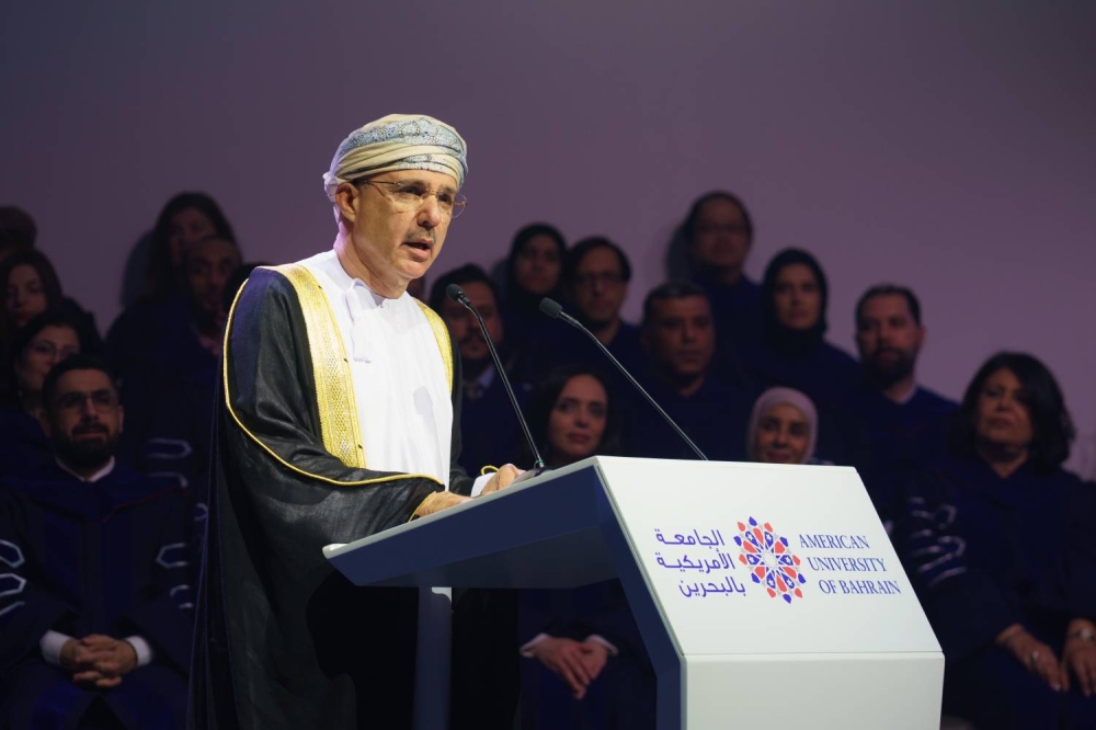 عيسى بن سلمان: العلم والمعرفة هما اللبنة الأساسية لتقدم الأوطان ومرتكز مسيرة الإنجاز والتنمية