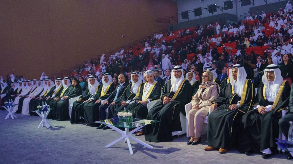 عيسى بن سلمان: العلم والمعرفة هما اللبنة الأساسية لتقدم الأوطان ومرتكز مسيرة الإنجاز والتنمية