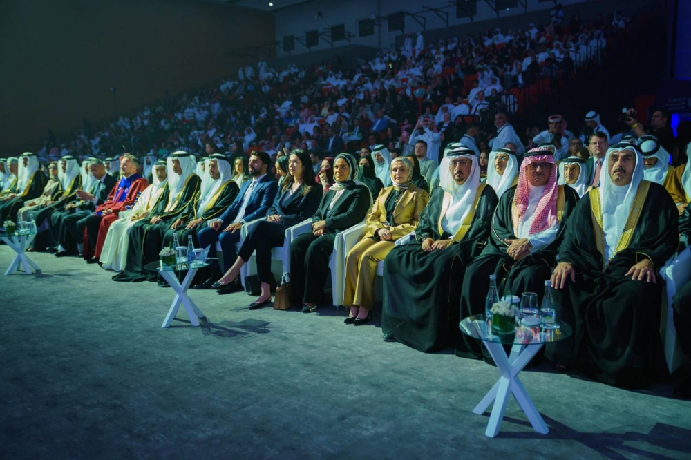 عيسى بن سلمان: العلم والمعرفة هما اللبنة الأساسية لتقدم الأوطان ومرتكز مسيرة الإنجاز والتنمية