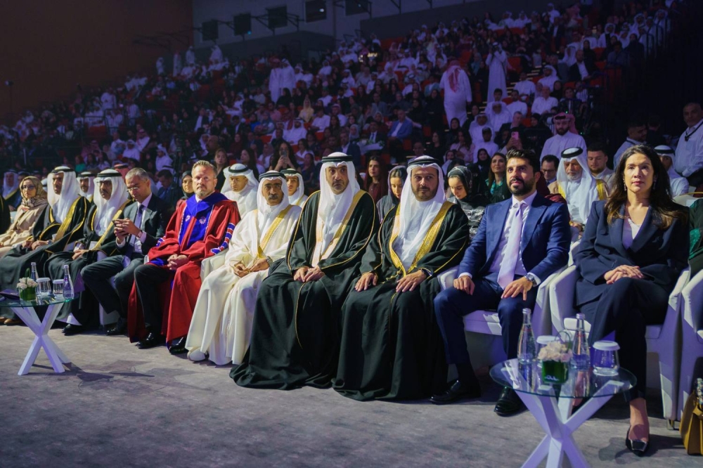 عيسى بن سلمان: العلم والمعرفة هما اللبنة الأساسية لتقدم الأوطان ومرتكز مسيرة الإنجاز والتنمية