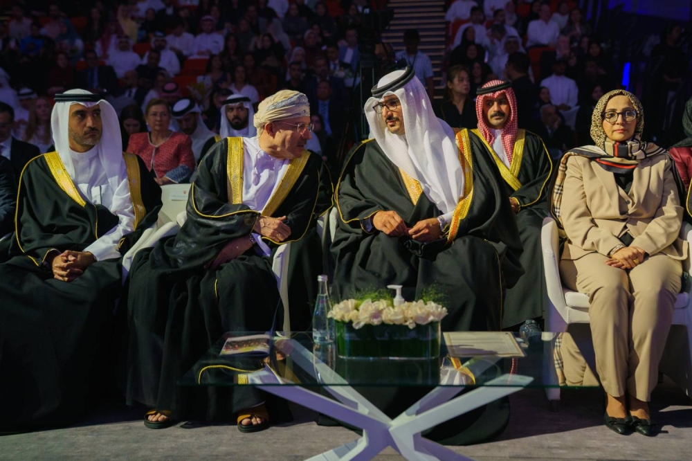 عيسى بن سلمان: العلم والمعرفة هما اللبنة الأساسية لتقدم الأوطان ومرتكز مسيرة الإنجاز والتنمية