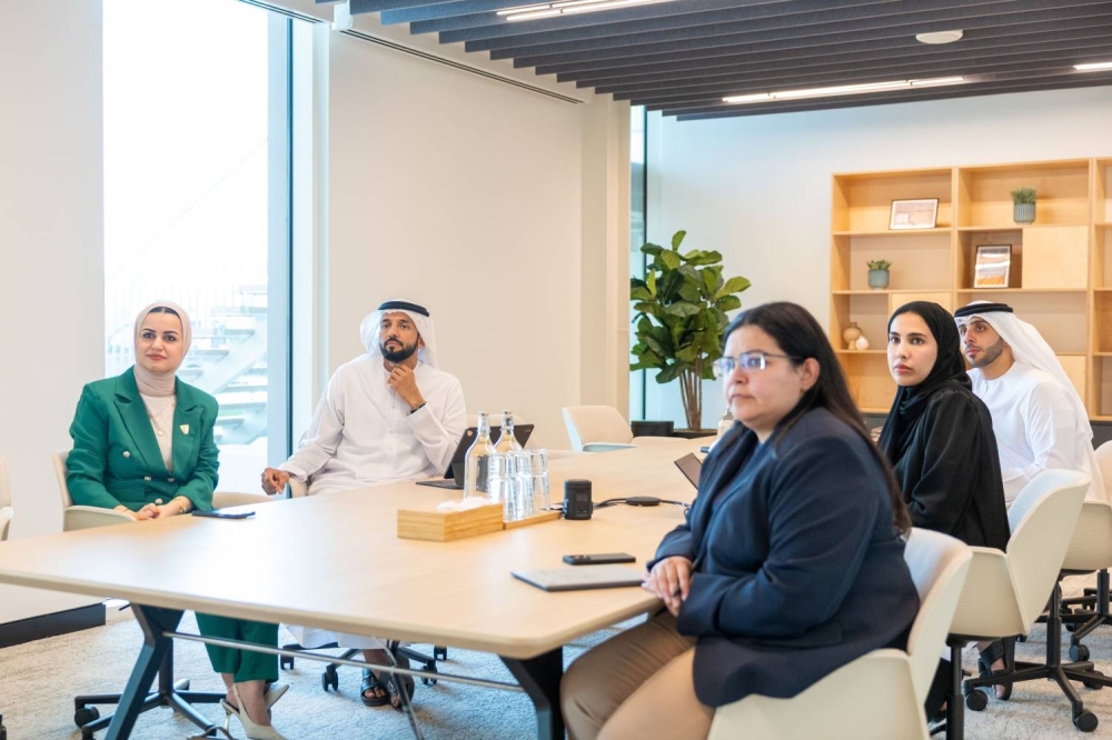 وزيرة شؤون الشباب تزور عددًا من المراكز والمبادرات الشبابية وتشارك في حلقة شبابية بحرينية &ndash; إماراتية