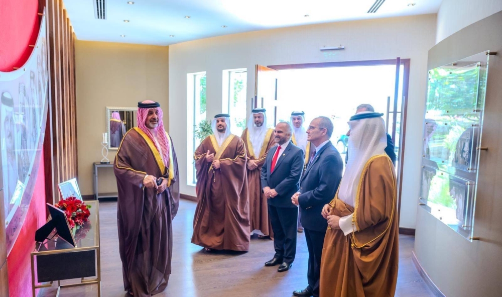 عبدالله بن حمد يبحث مع &laquo;بابكو إنرجيز&raquo; تطوير المشاريع المستقبلية لجزر حوار