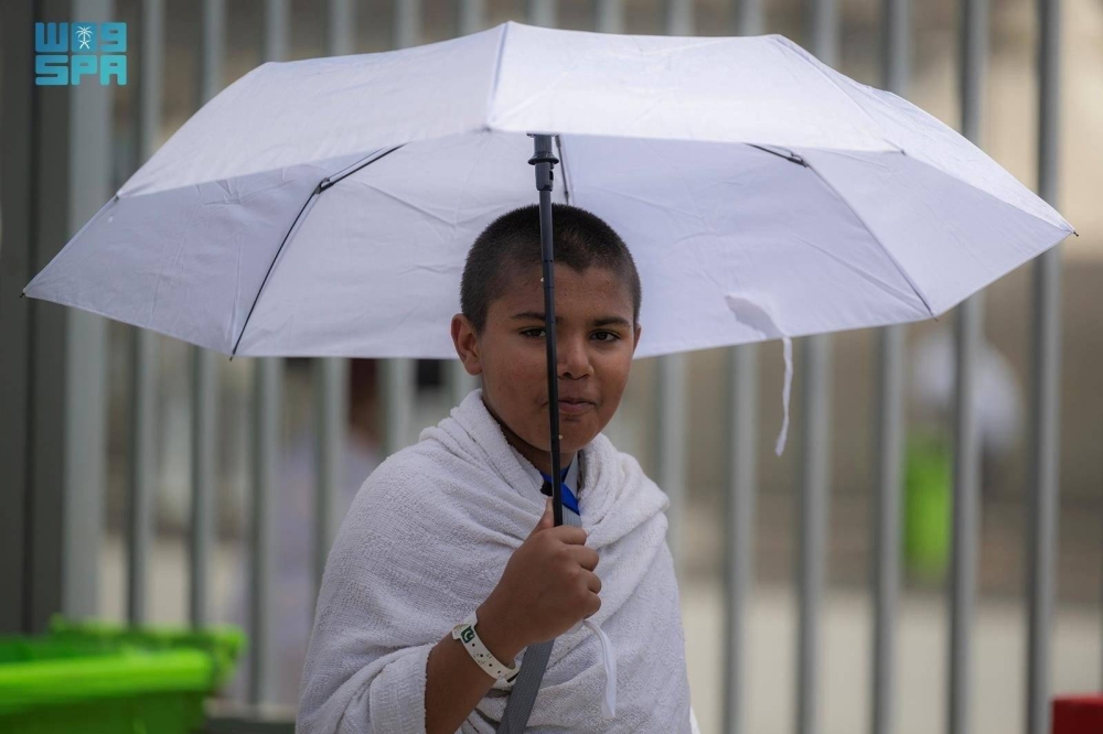 حجاج بيت الله الحرام يستقرون في مشعر منى لقضاء يوم التروية