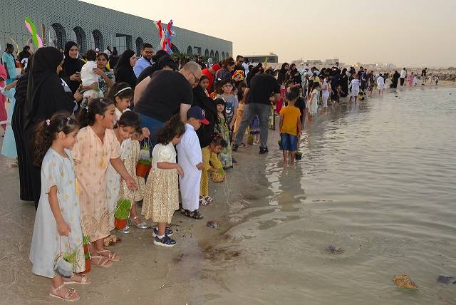 محافظة المحرق تنظم مهرجان &laquo;الحية بية&raquo; وسط حضور جماهيري كبير